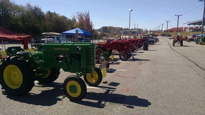 Cumming Steam, Antique Tractor, & Gas Engine Exposition